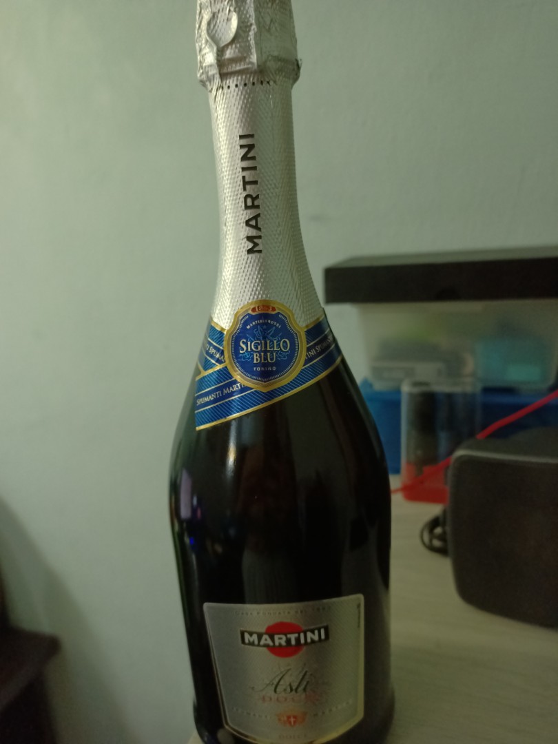 Martini Asti Wine, Food & Drinks, Beverages on Carousell