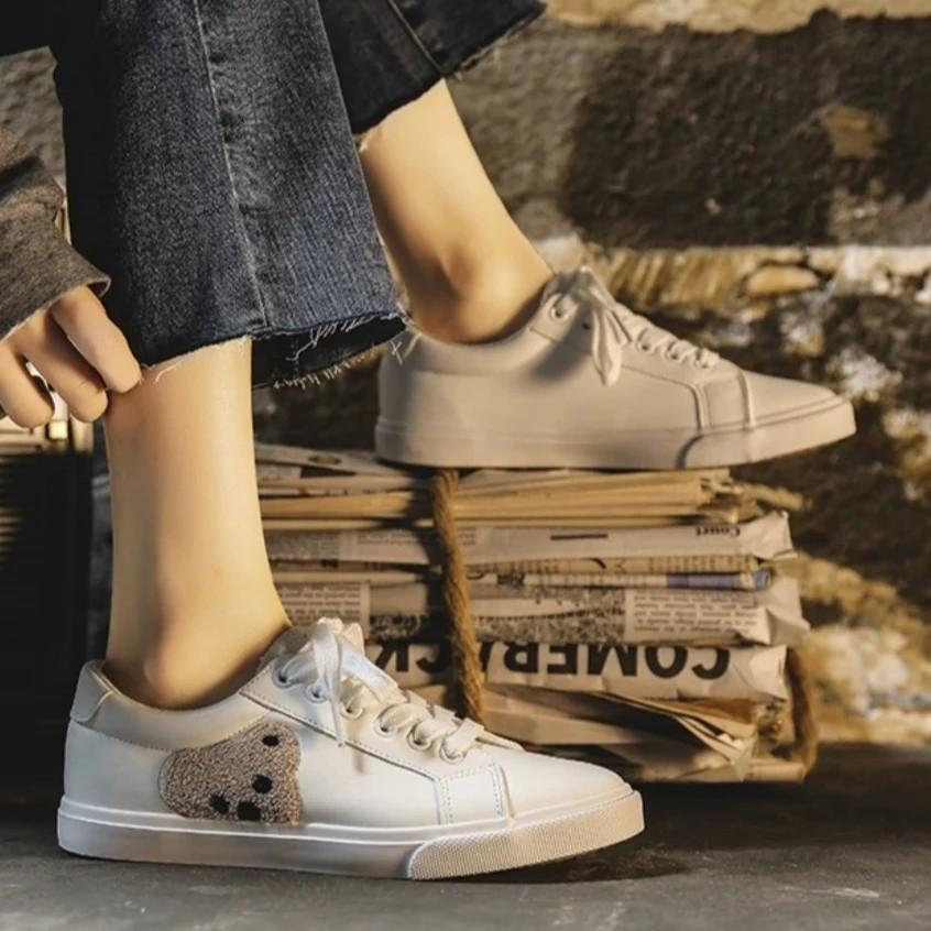 minimalist simple basic plain cute cartoon bear white sneakers