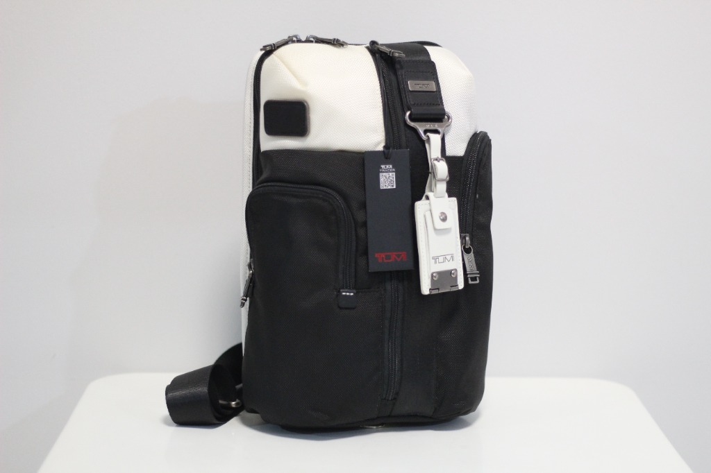 New Tumi 22318WDH Alpha Bravo Monterey Sling crossbody