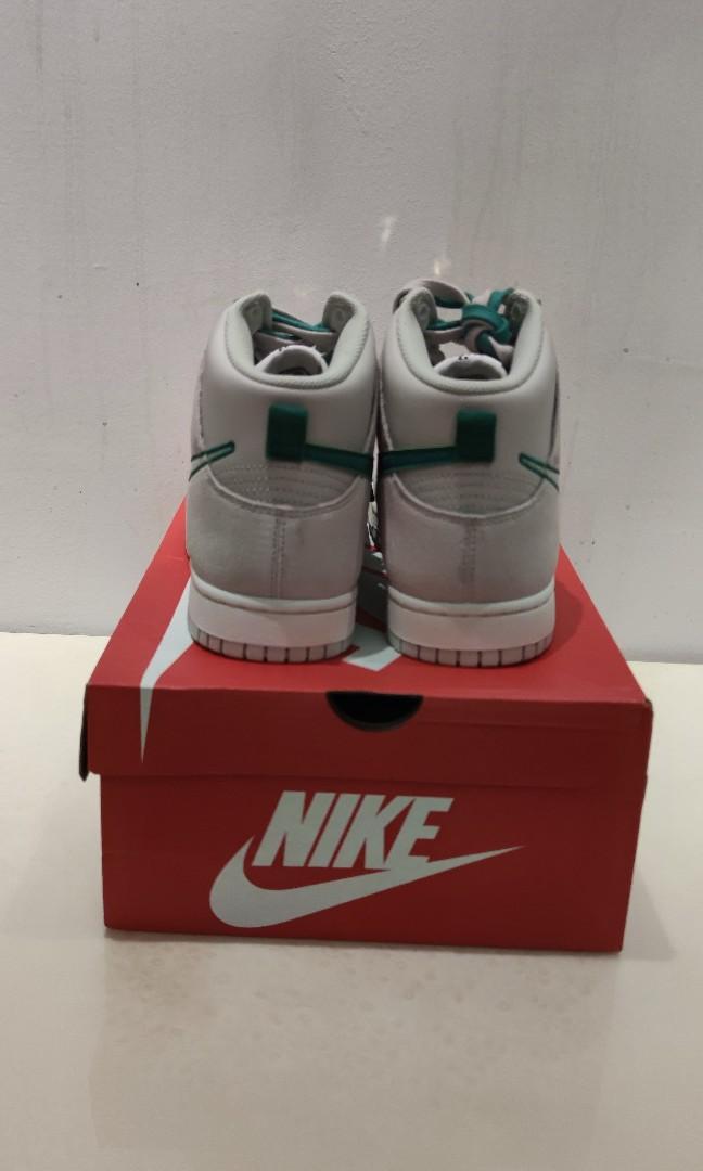 Nike Dunk First Use, Men's Fashion, Footwear, Sneakers on Carousell