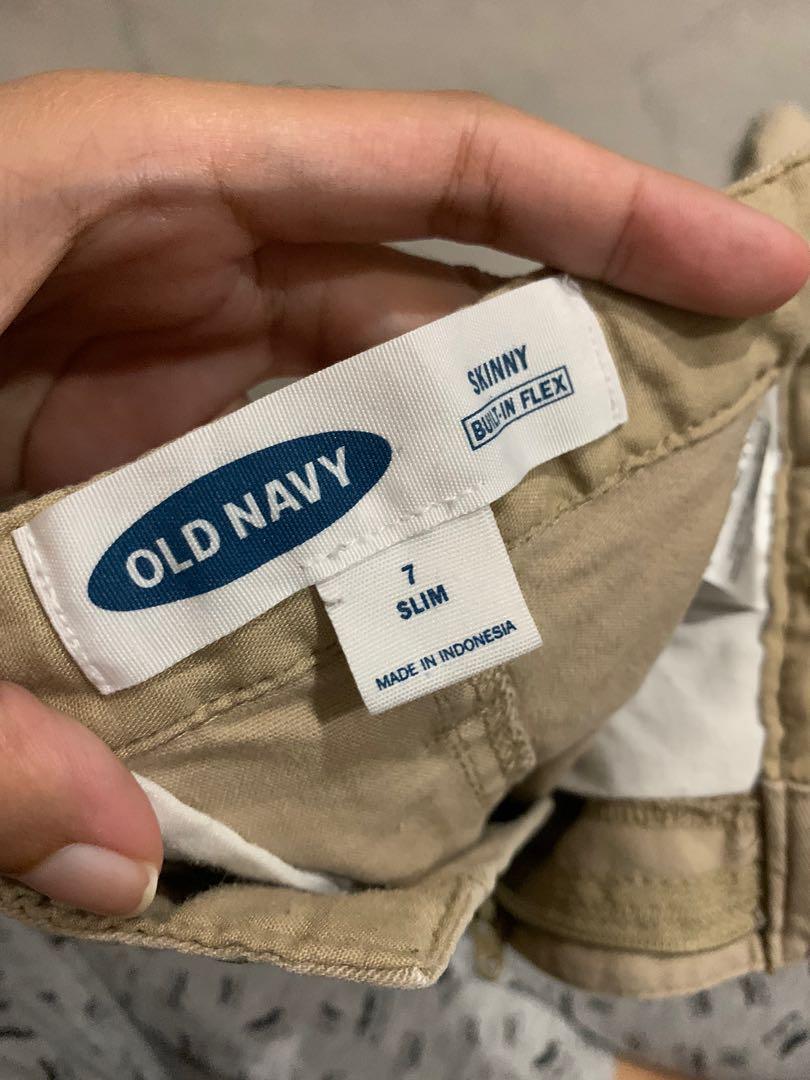 Old navy boys khaki pants clearance