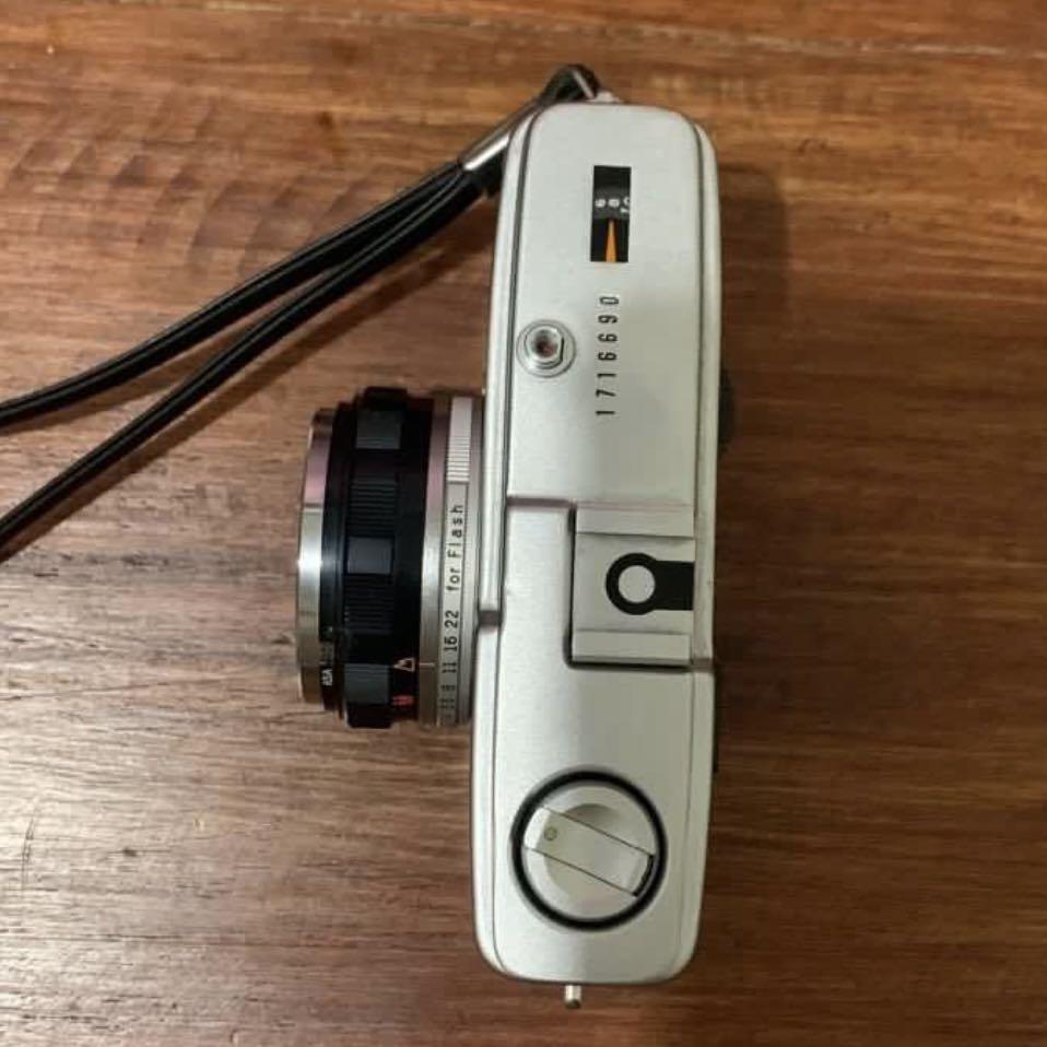 Olympus Trip 35 (Category: Cameras) located in Bacolod City. Submitted by bz.lightyear (Listing ID 1146696986, Image 2). Description: In good working condition Operates without batteries No fungus / haze Clean viewfinder and lens Working - selenium meter and red flag Uses 35 mm film INCLUSIONS: Strap Loaded with film (Kodak Pro Image 100) ❗️sample photos posted ❗️ Bought last November 2021 RFS: switching to a more compact one MOP: gcash Courier: 