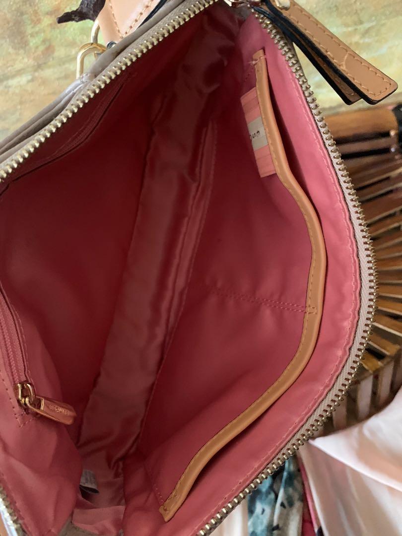 Original Esquire sling/ crossbody/ baguette bag, Women's Fashion, Bags & Wallets, Crossbody