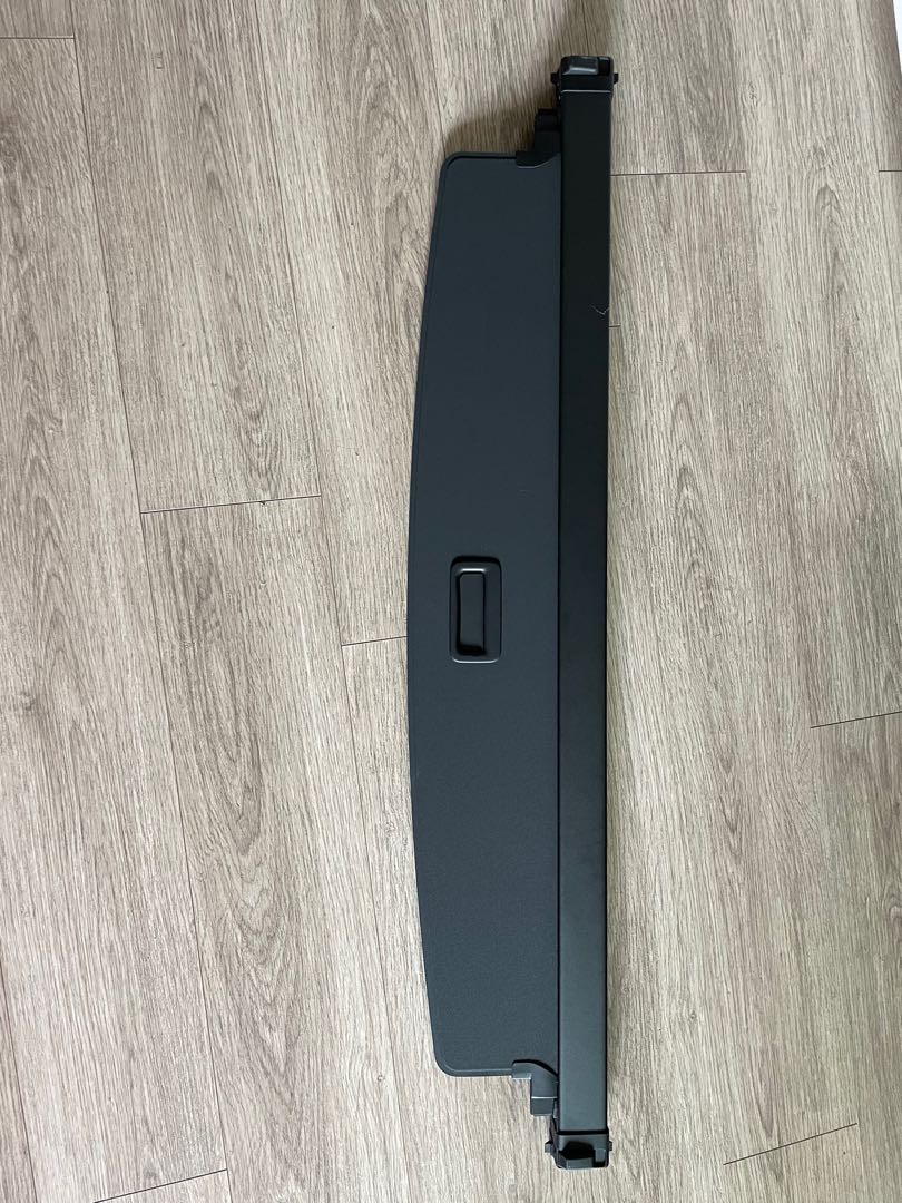 Original Volvo XC90 rear cargo cover, 汽車配件, 其他 Carousell