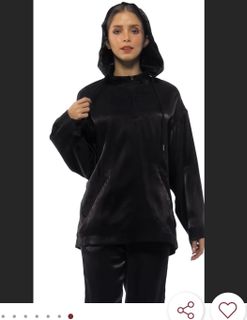 (Category: ) located in . Submitted by luvi_wardrobe2 (Listing ID 1146573505, Image 1). Description: .
