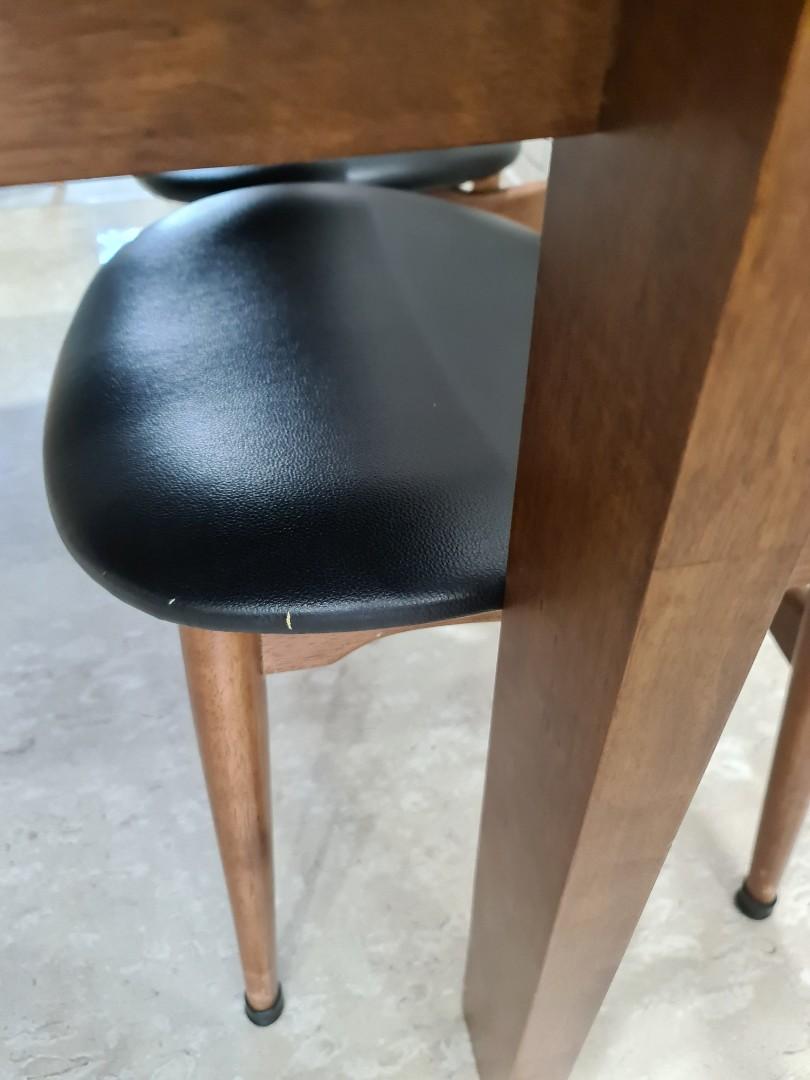 Picket and Rail extendable dining table with 4 chairs grrrrreat value