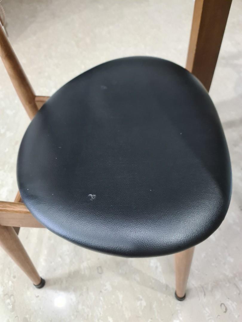 Picket and Rail extendable dining table with 4 chairs grrrrreat value