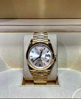 (Category: ) located in . Submitted by rolexholic (Listing ID 1146625912, Image 1). Description: .