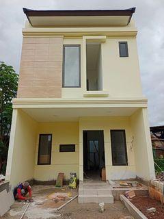 Rumah 2 Lantai Full Bata Merah di Depok
