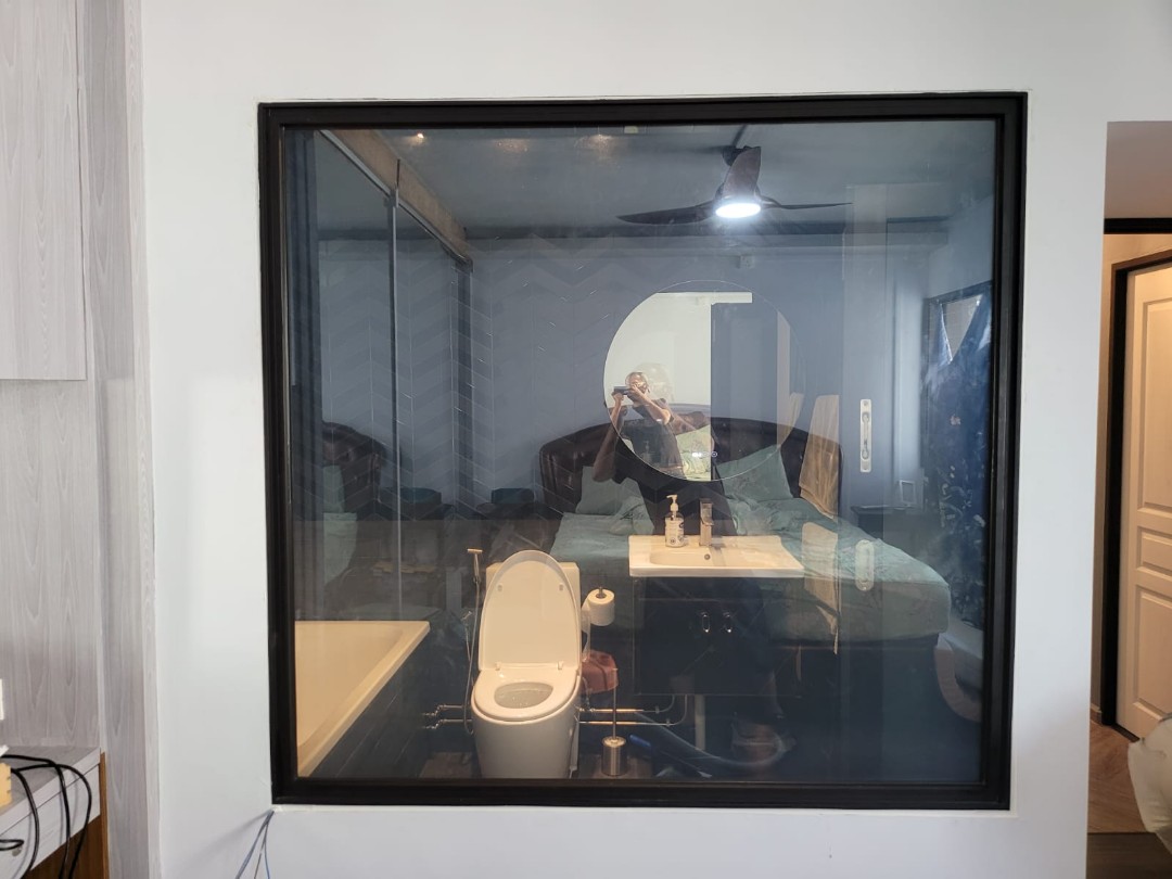 Switchable smart glass frosted and clear Everything Else on Carousell
