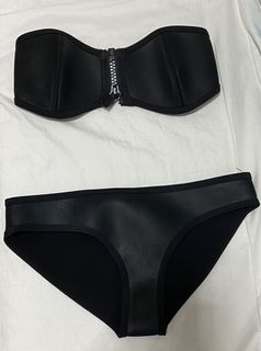 (Category: ) located in . Submitted by ashtelier (Listing ID 1146707526, Image 1). Description: .