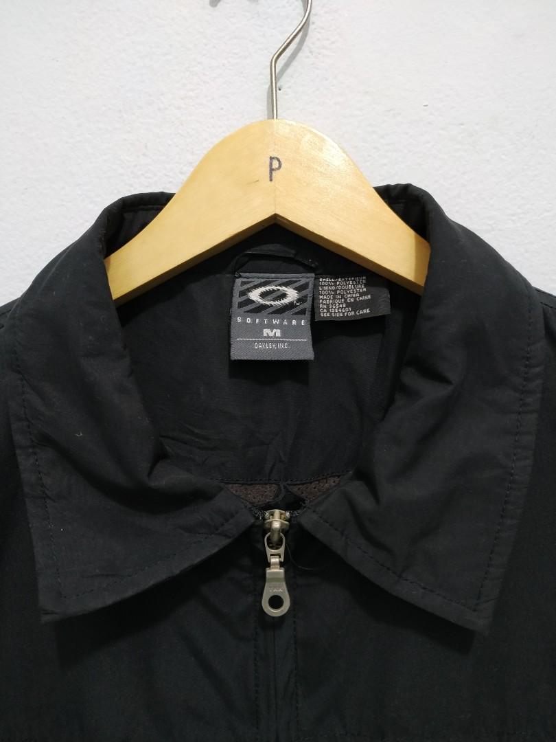 Vintage oakley software jacket size fit L/XL, Fesyen Pria, Pakaian
