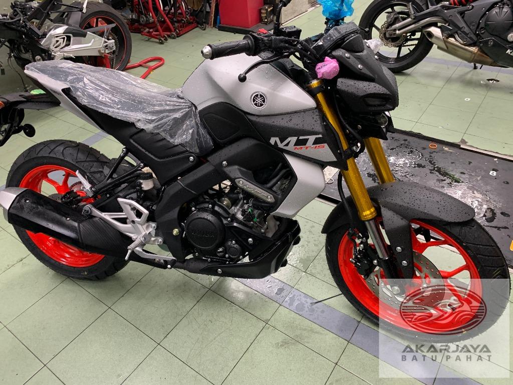 YAMAHA MT150 MT 15 MT15 Motorbikes on Carousell