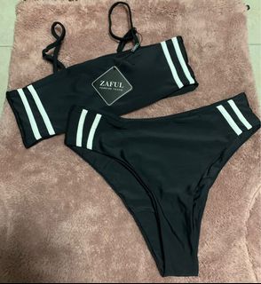 (Category: ) located in . Submitted by Mariz.Declutters (Listing ID 1146700291, Image 1). Description: .