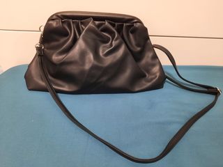 （分類：）位於 。 由 iilll 提交（商品編號 1150086326，圖片 1）。簡介： 。