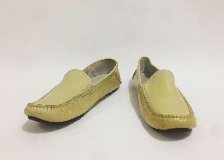 bally loafers women's