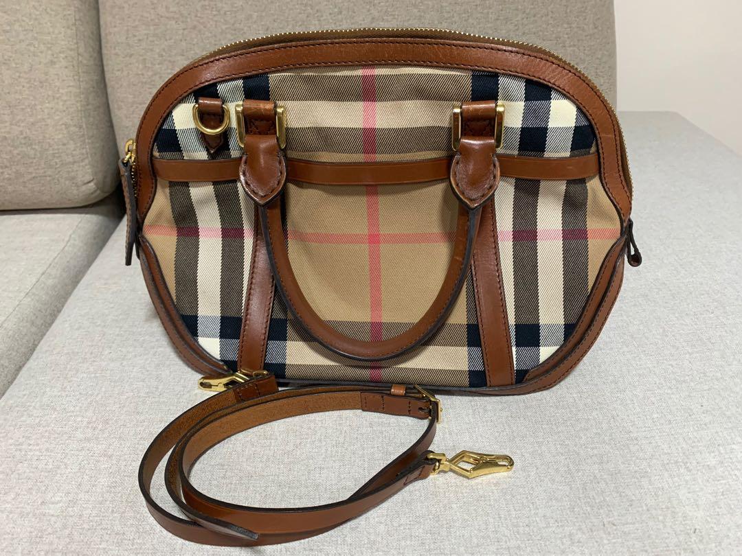 Orchard leather handbag Burberry Beige in Leather - 33452442