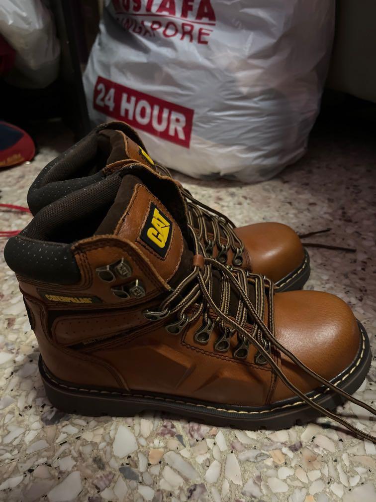 Caterpillar oil resistant boots discount