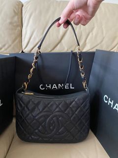 (Category: ) located in . Submitted by chanel_obsessions (Listing ID 1150132663, Image 1). Description: .