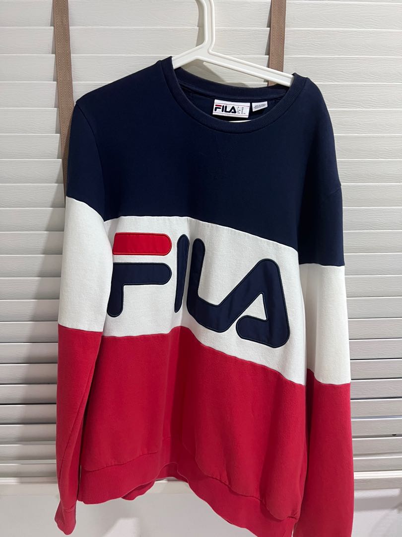 Red fila jumper 2025