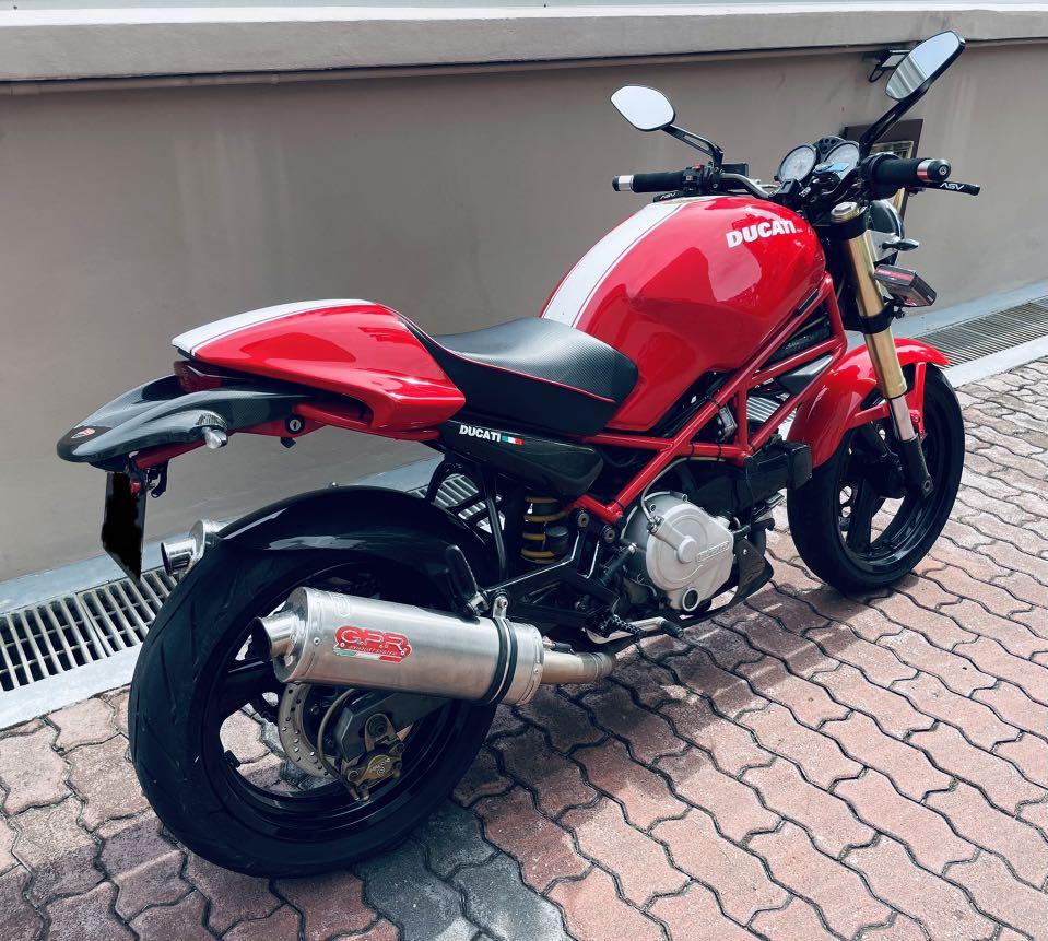 Ducati monster 400 cafe racer outlet