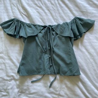 (Category: ) located in . Submitted by uncoolwears (Listing ID 1150044783, Image 1). Description: .