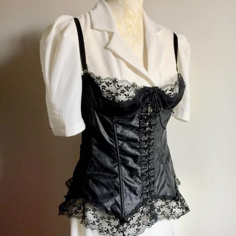 Escora of Western Germany 1862 vintage corset glasslace black lace