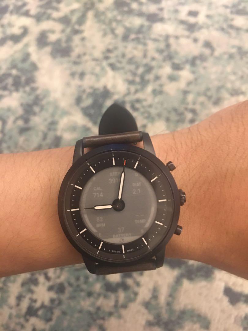 Fossil collider clearance hr watch faces