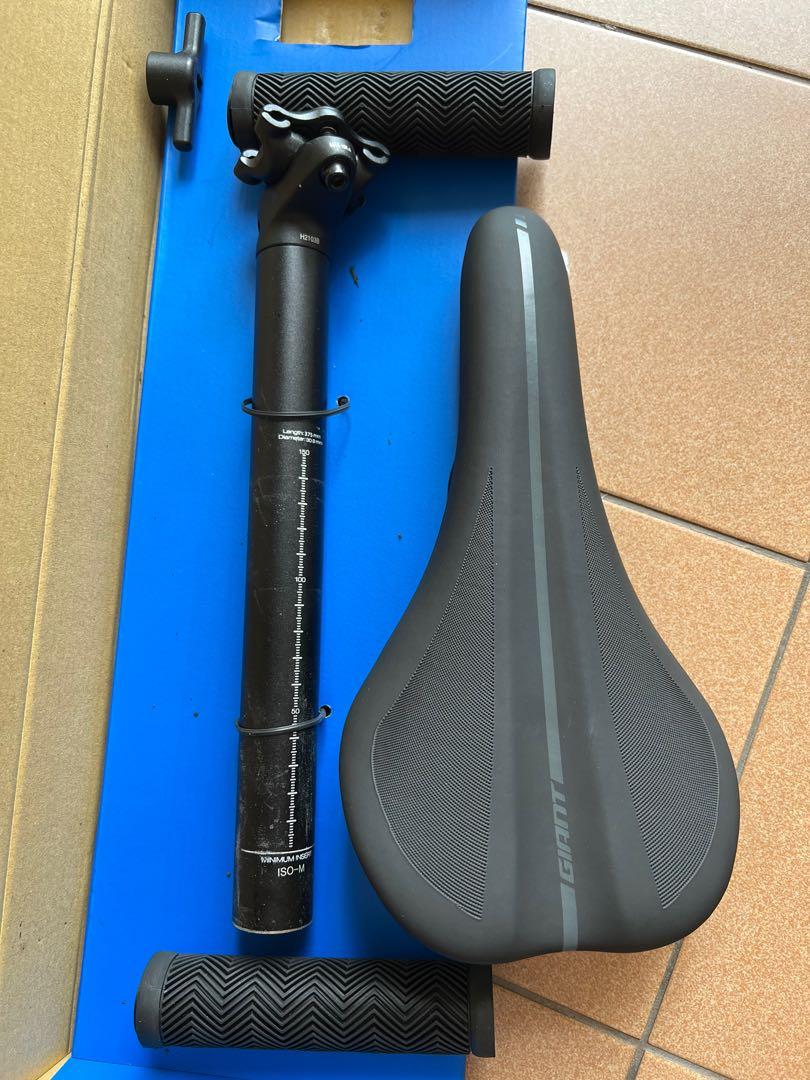 Giant seat, seat post and grip, Sports Equipment, Bicycles & Parts