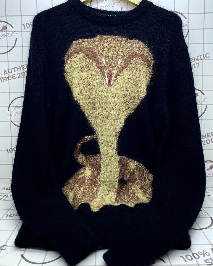 Givenchy Cobra Wool Sweater Barang Mewah Pakaian di Carousell