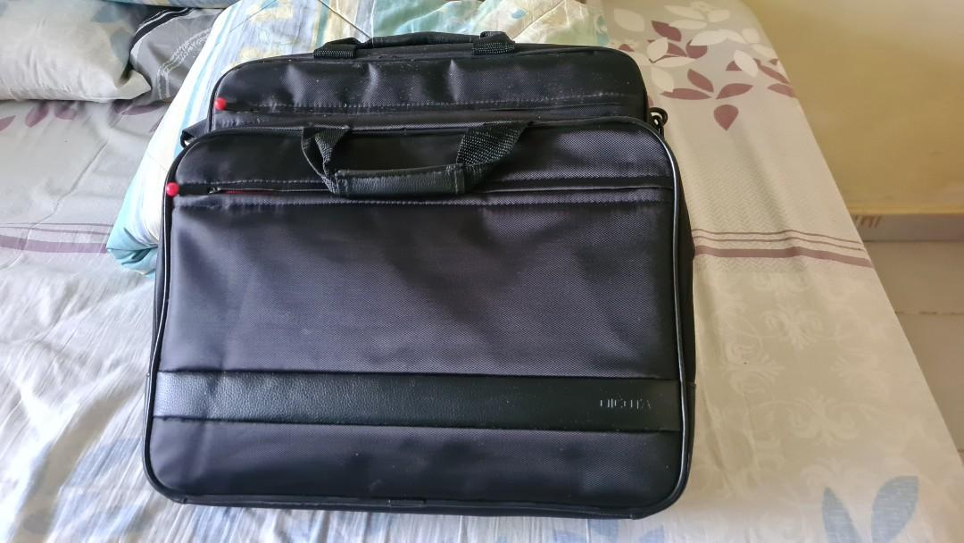 Used laptop deals bags