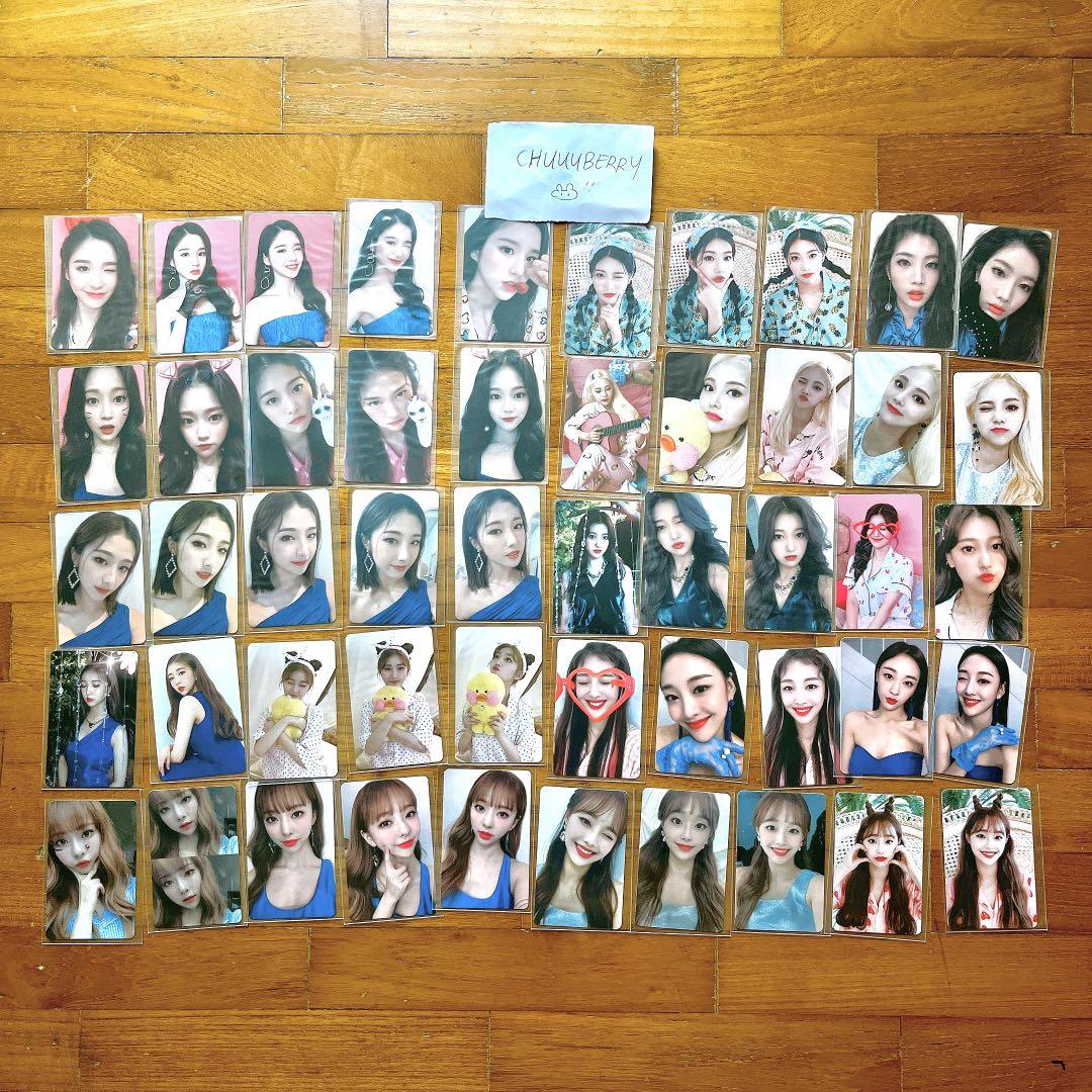 loona season greetings member set, Hobbies & Toys, Memorabilia