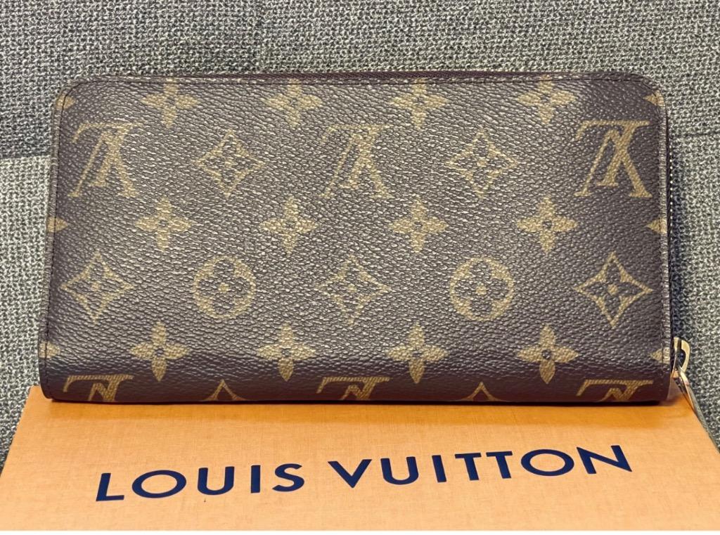 Louis Vuitton Zippy Wallet Vertical - No Scrapes, Tears, Etc! Message For  Info.