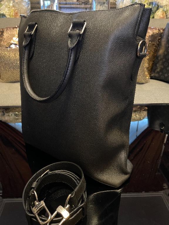 LV Louis Vuitton Roman PM Taiga Ardoise, Men's Fashion, Bags, Sling Bags on  Carousell
