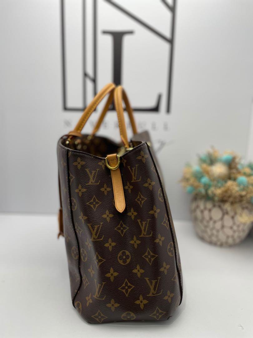 BNIB LV Palm Spring Mini Backpack Monogram Canvas GHW (S$2,650)