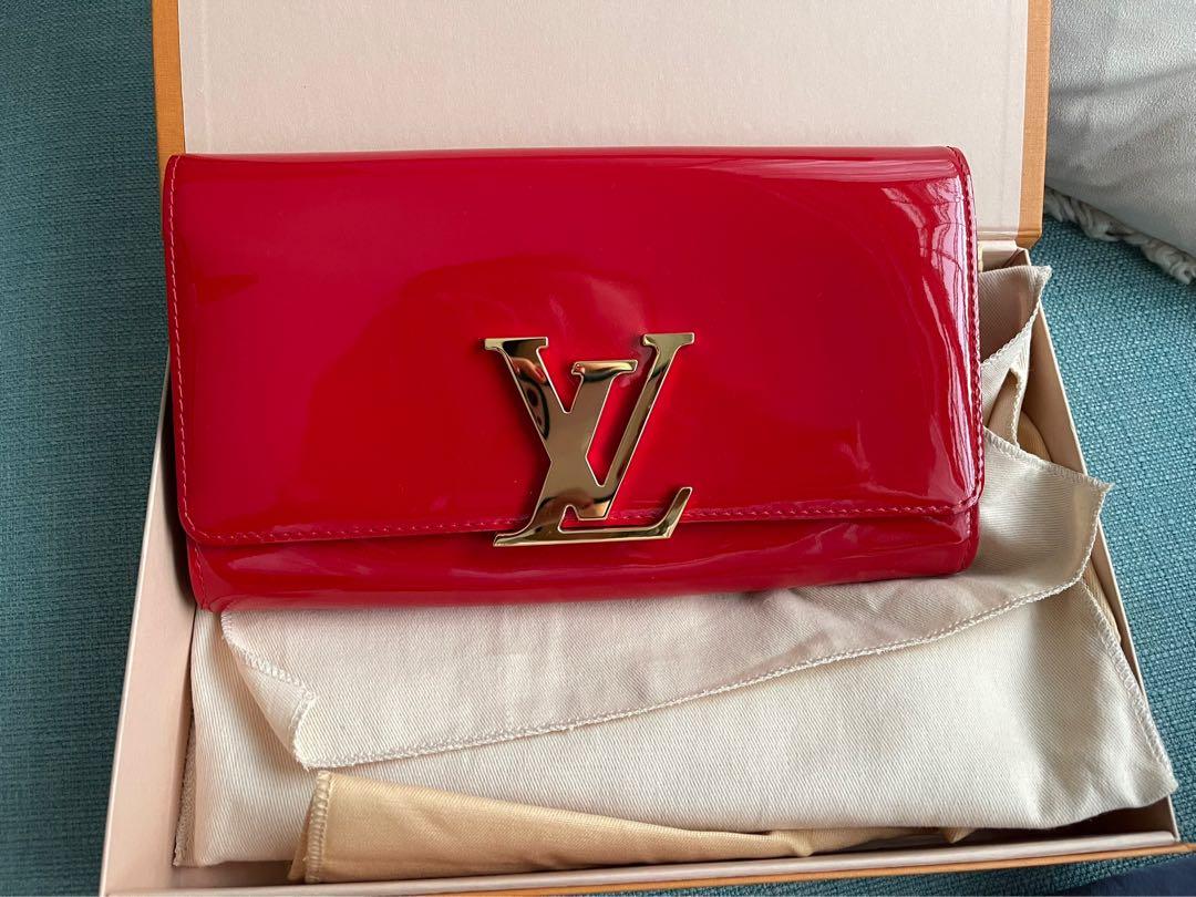 Louis Vuitton Red Vernis Leather Louise Clutch Bag - Yoogi's Closet