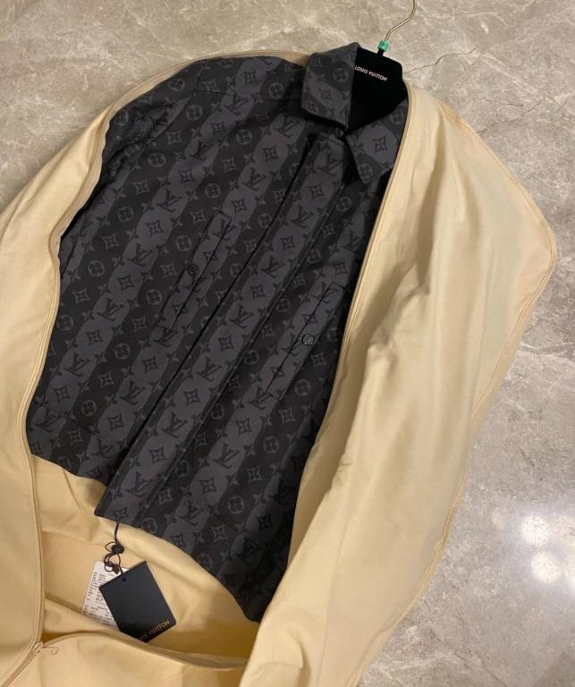 Louis Vuitton Reversible Monogram Down Blouson BLACK. Size 54