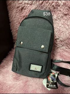 (Category: ) located in . Submitted by ahdenlim (Listing ID 1150055452, Image 1). Description: .