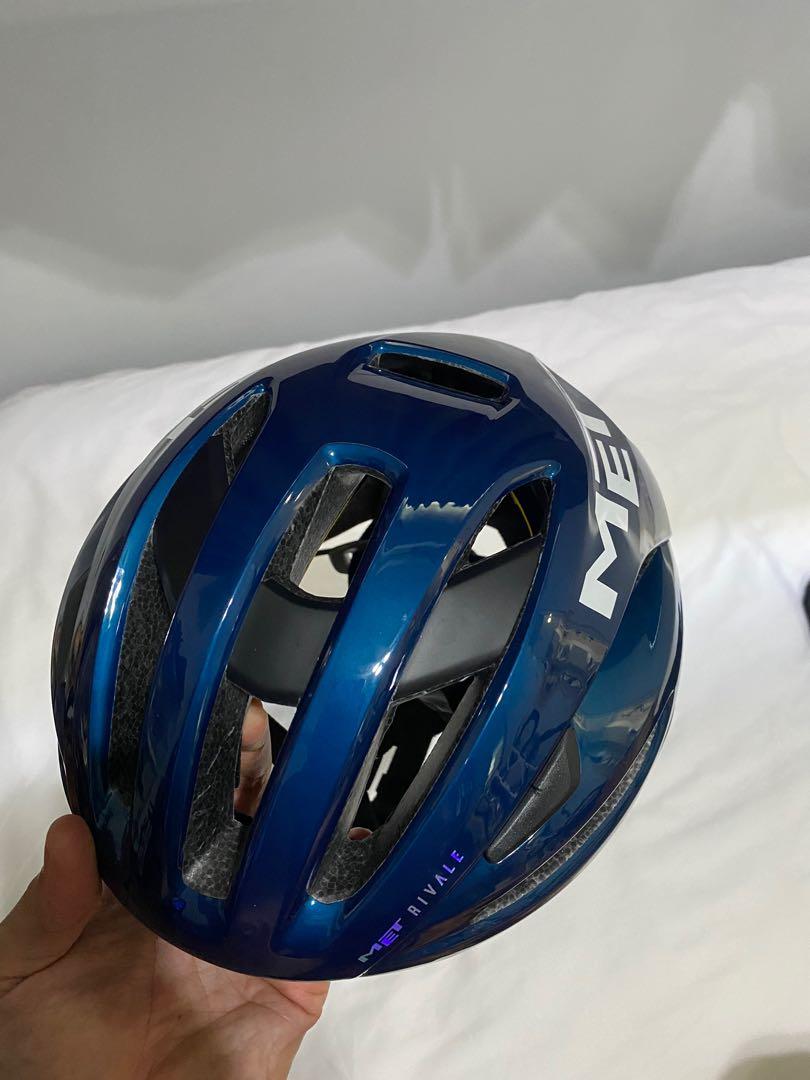 Met online rivale blue