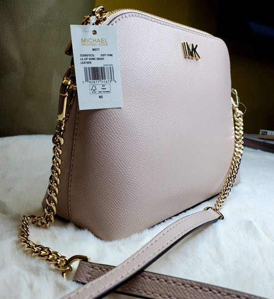 Michael kors large store crossgrain leather dome crossbody