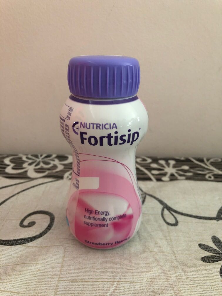Nutricia Fortisip strawberry flavour, Health & Nutrition, Health
