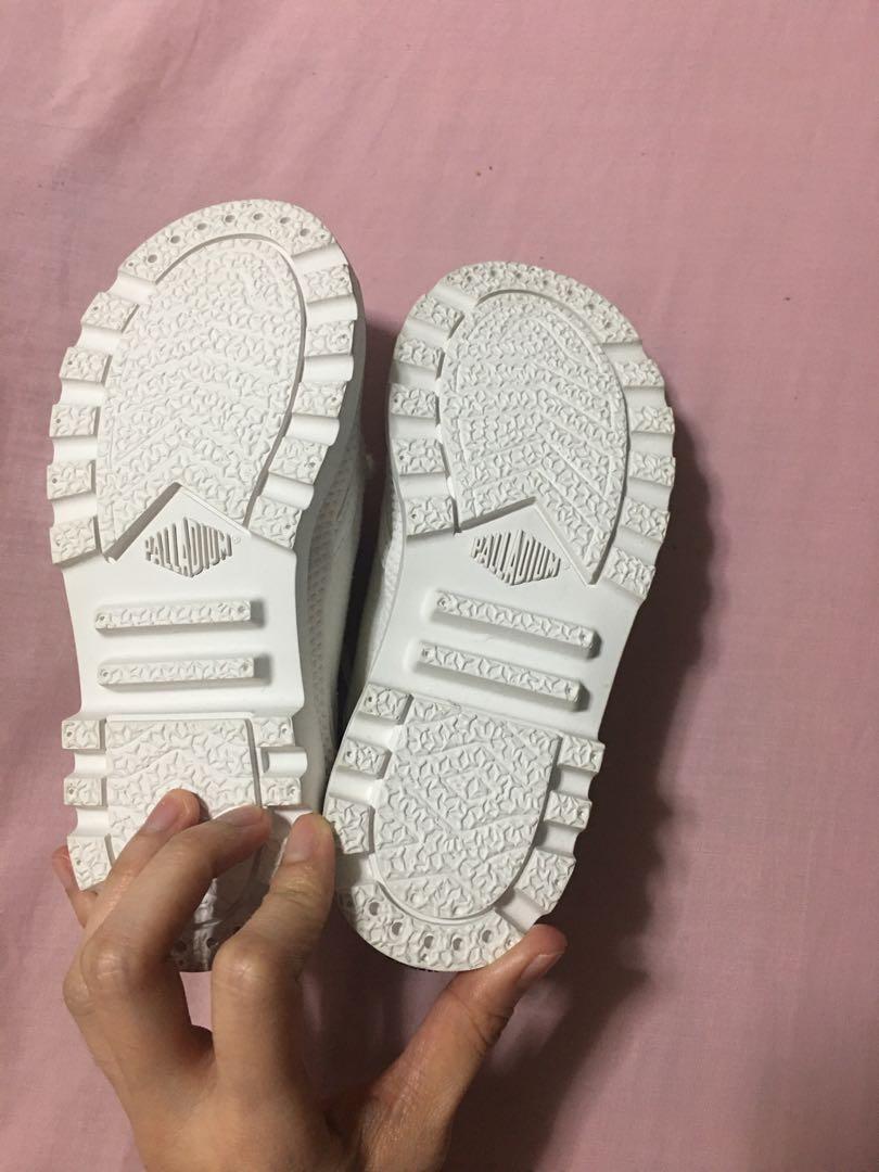 Palladium shoes for kids (Category: Babies & Kids Fashion) located in Las Pinas. Submitted by fiercecloud.25dfd7 (Listing ID 1150073640, Image 2). Description: Original palladium bought in dubai.