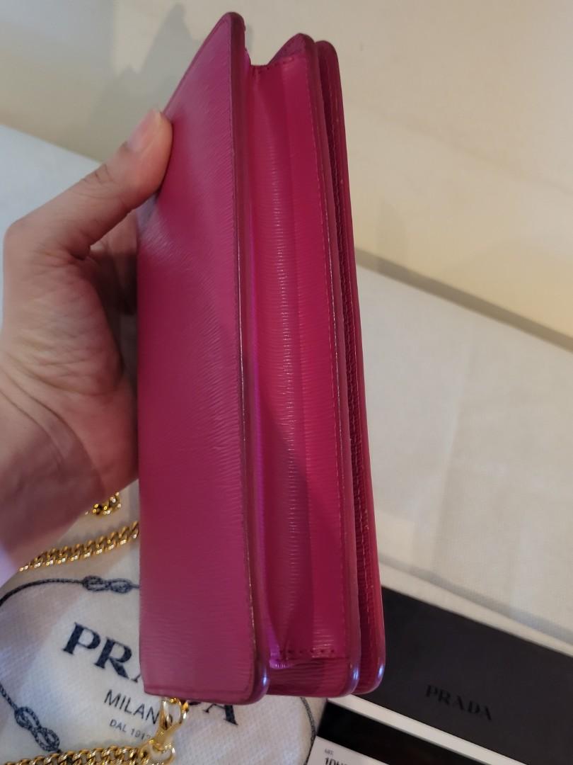 Prada Wallet on Chain Vitello Daino Pink
