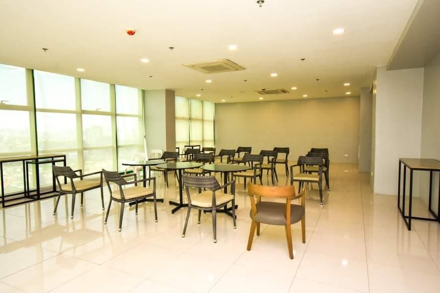 Rent to own Condo in Timog QC Gma Mrt Kamuning Edsa, Property, For Sale