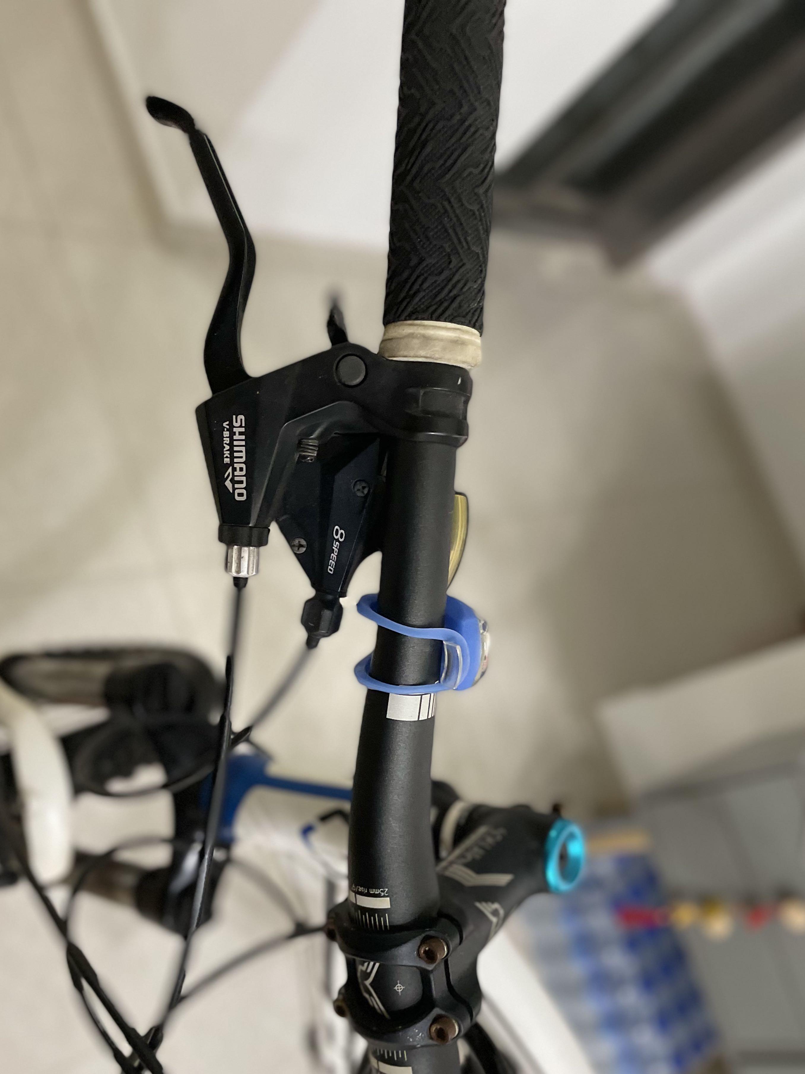 Shimano V-brake gear. 8-speed 26 inch. Super light in aluminium ...