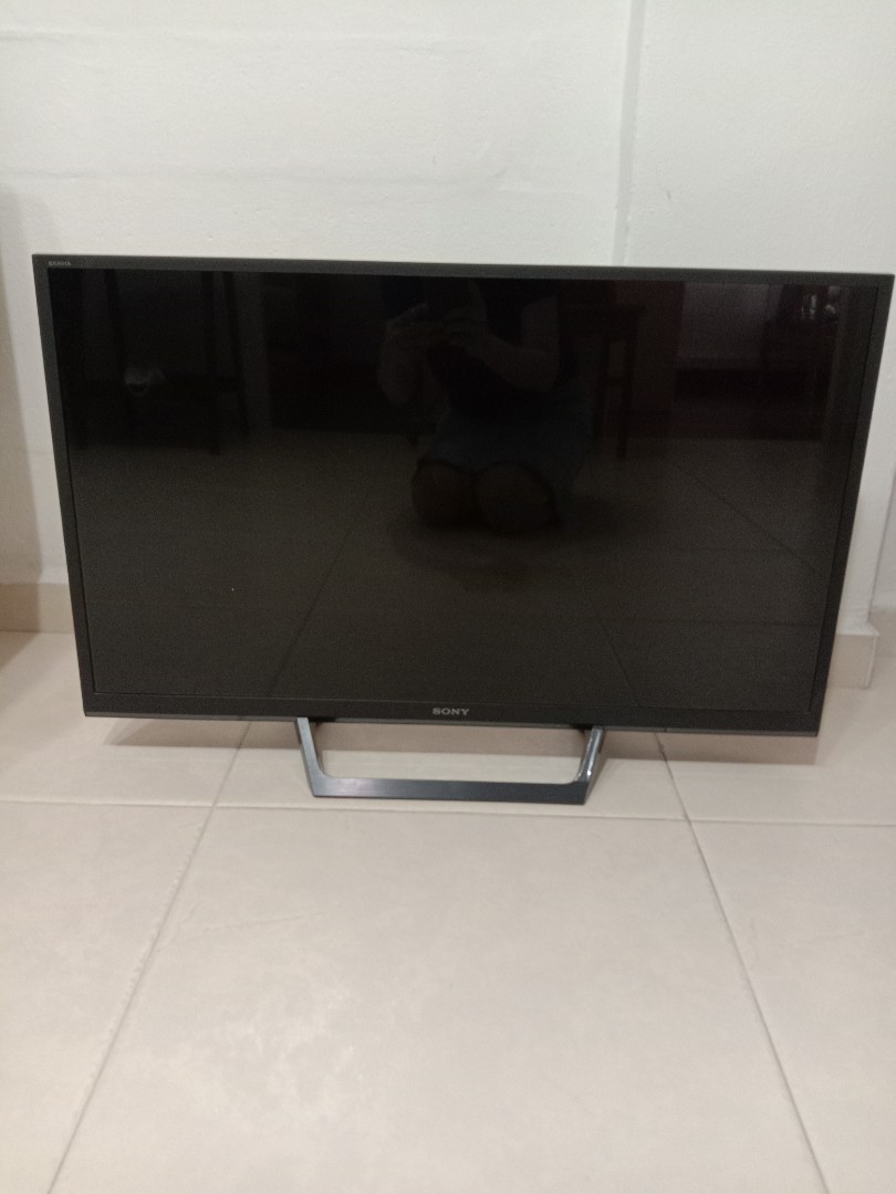 Sony Bravia 32 inch Tv, no connection, TV & Home Appliances, TV & Entertainment, TV on