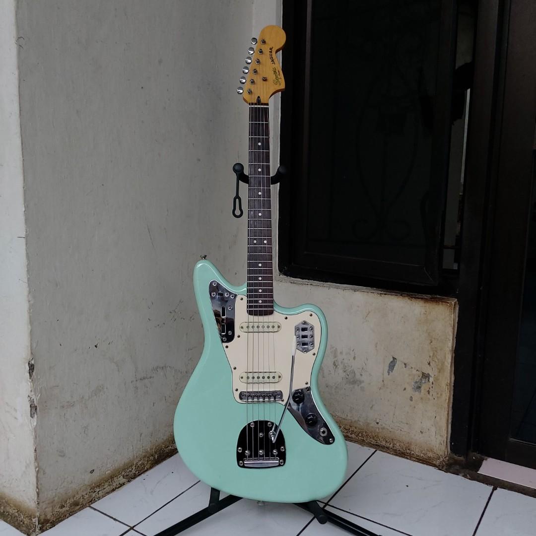 Squier Jaguar Vintage Modified n jazzmaster fender gibson epiphone