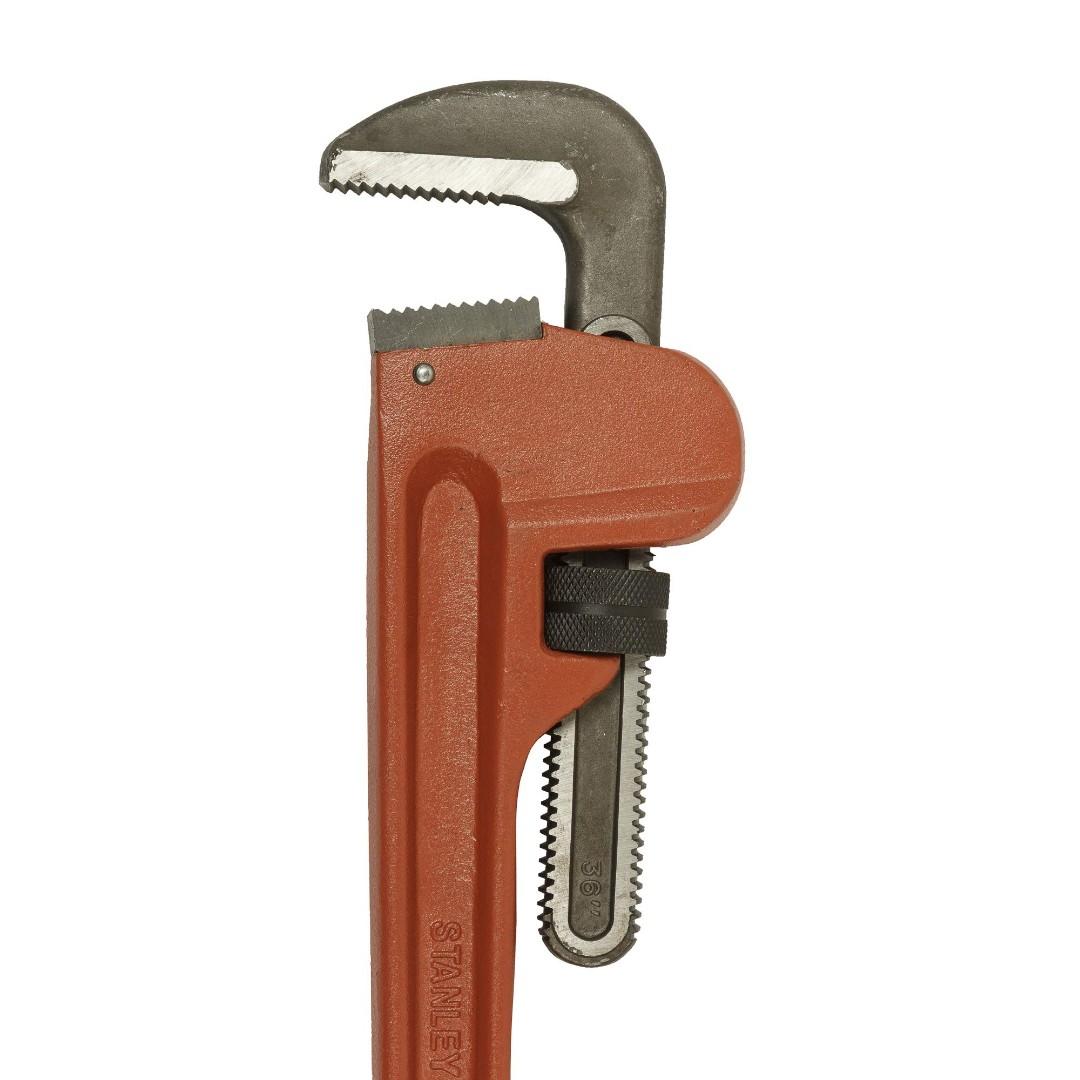 Stanley Pipe Wrench 36in (Category: Construction Tools & Equipment) located in Caloocan City. Submitted by dianethriftstore (Listing ID 1150150029, Image 2). Description: .