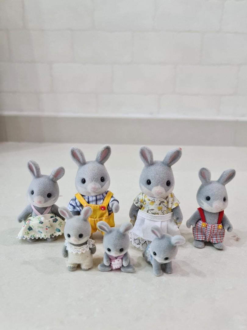 Sylvanian families cottontail rabbit family new arrivals