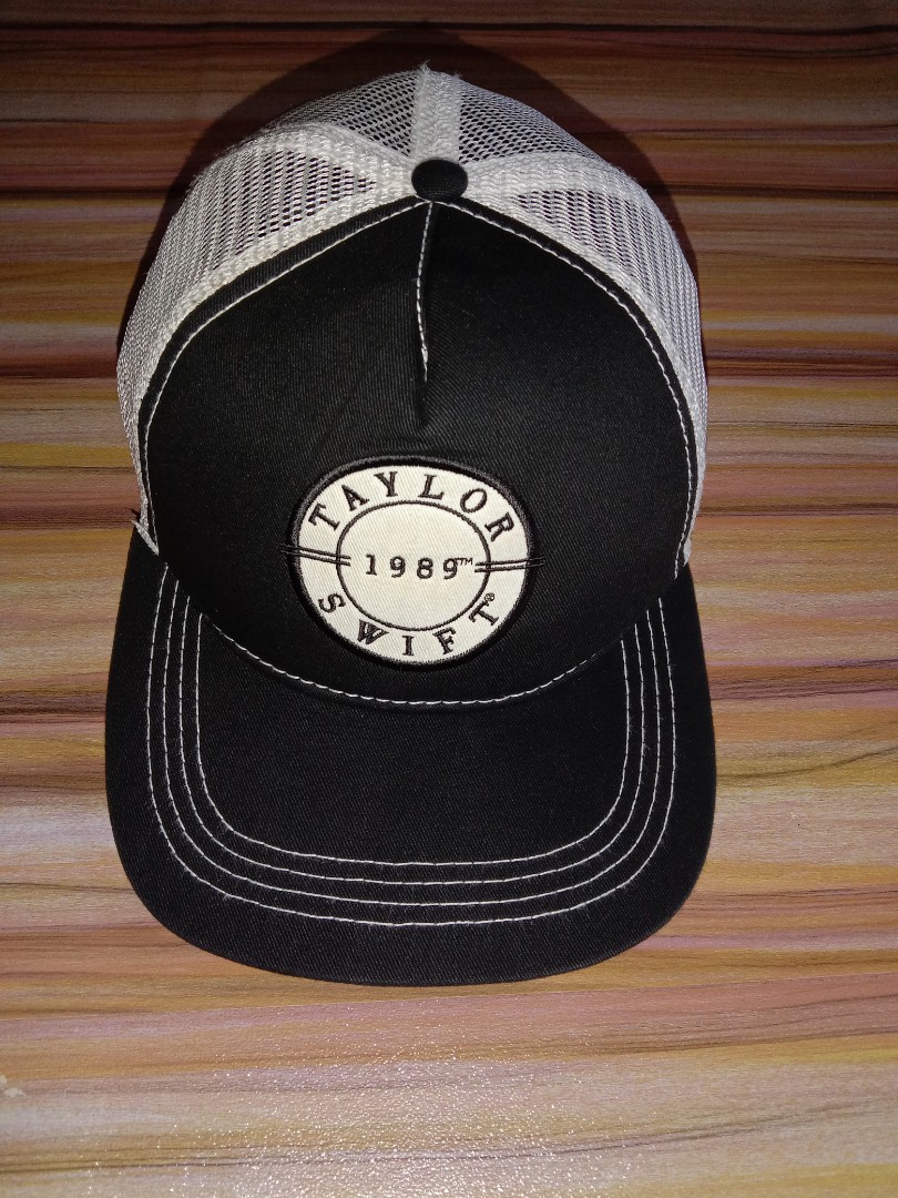 TAYLOR SWIFT Trucker Cap, Men's Fashion 
